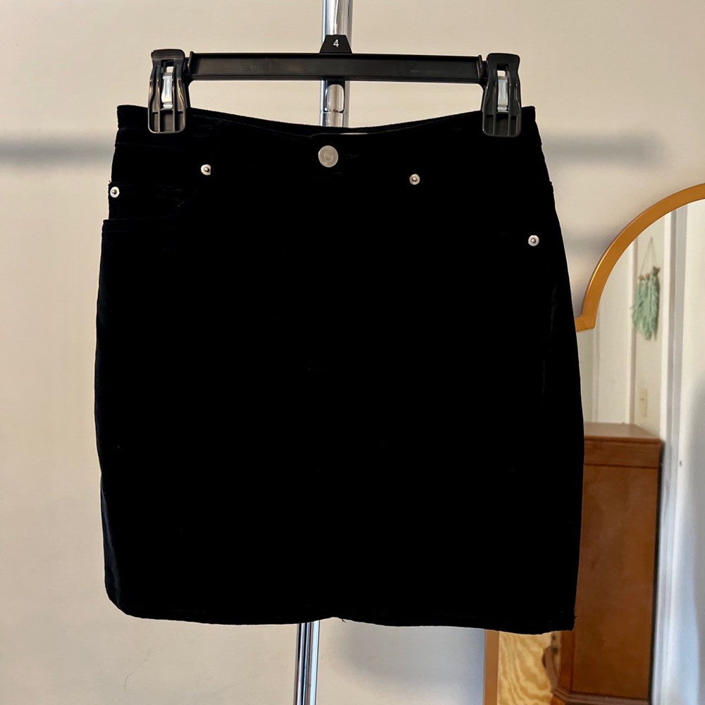 H&M Velvet Black Mini Skirt